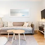 Appartamento Marina Luna - Widok Na Jezioro, Parking Podziemny, Winda, Netflix, Max