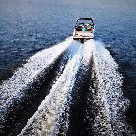 Marina Luna - Widok Na Jezioro, Parking Podziemny, Winda, Netflix, Max * Iława